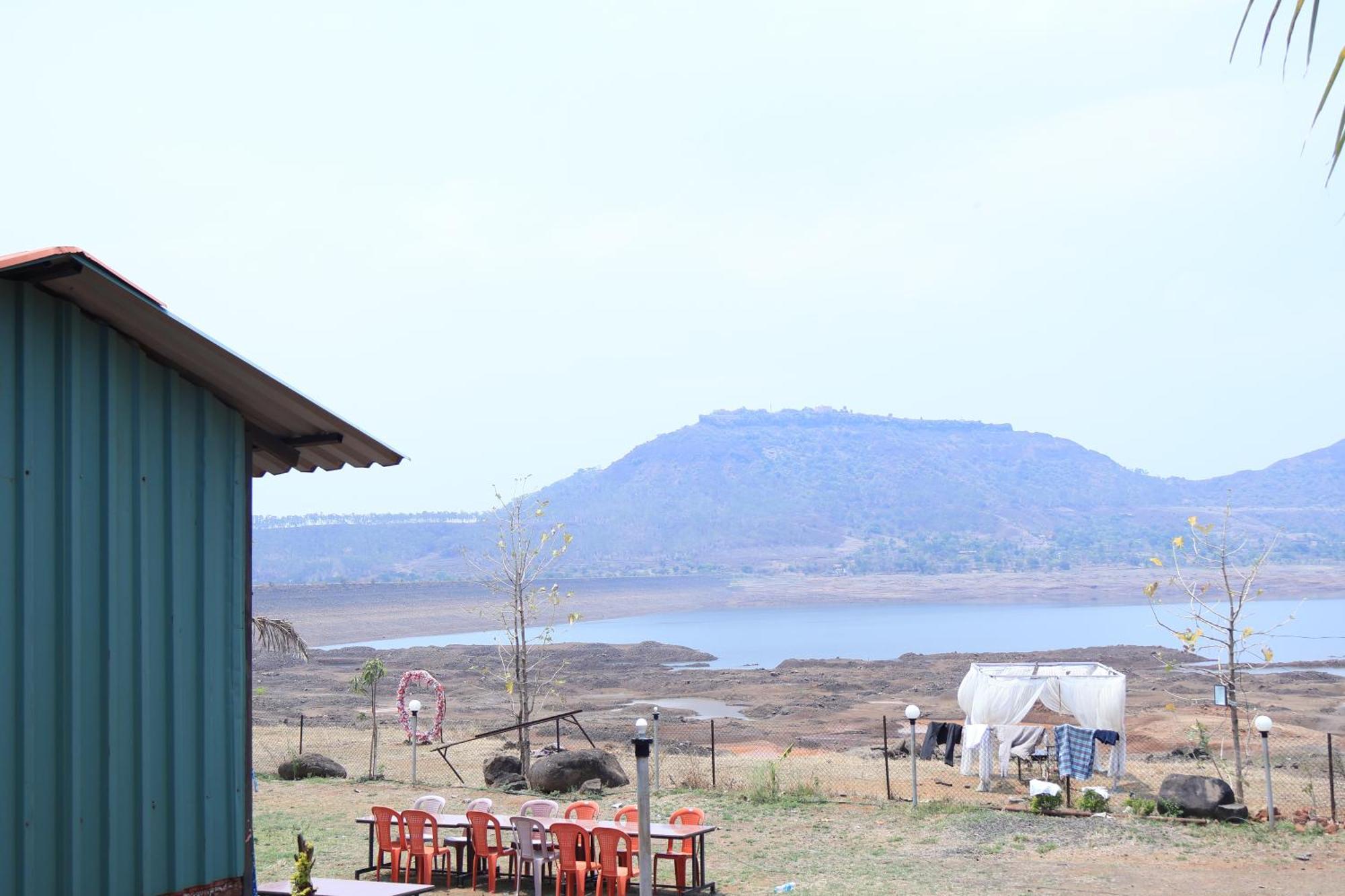 Hotel Mauli Agro Farm Dam View Resort Satara Eksteriør bilde